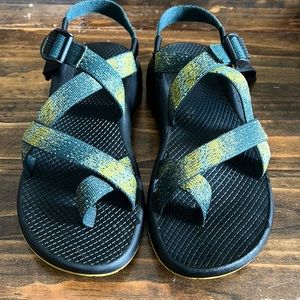 Women’s size 8 green and gold Chacos